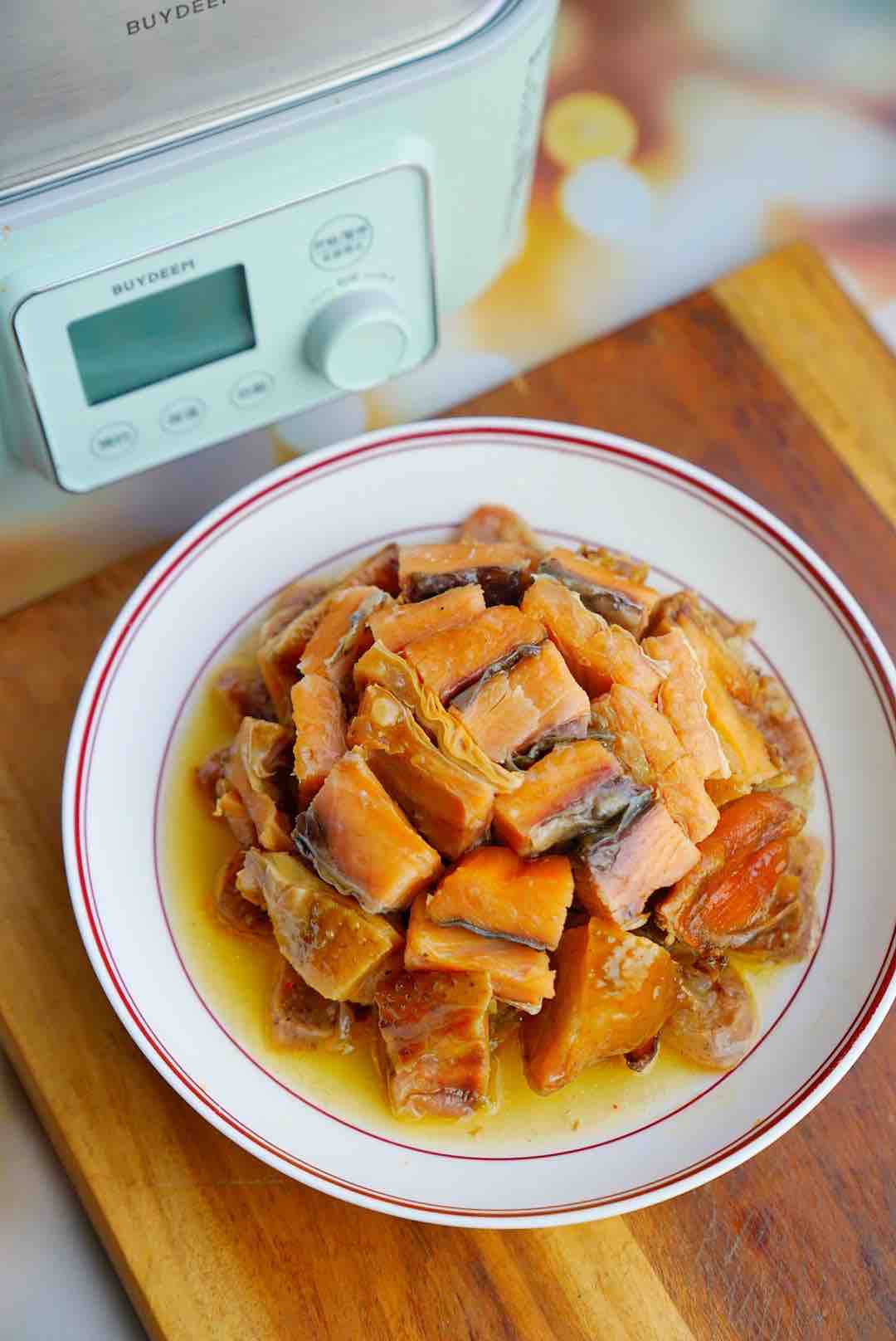 臘味合蒸老家專(zhuān)屬的年味,娃爸邊吃邊感慨的做法-家常味蒸菜譜-易網(wǎng)健康養(yǎng)生網(wǎng) 臘味合蒸老家專(zhuān)屬的年味,娃爸邊吃邊感慨的做法-家常味蒸菜譜