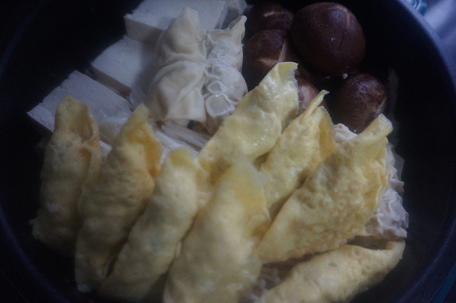 除夕餐桌上最后一道菜品——全家福，有它就圓滿了的做法-咸鮮味煮菜譜