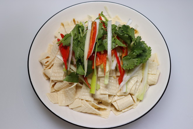 沖油豆腐皮的做法-家常味煮菜譜