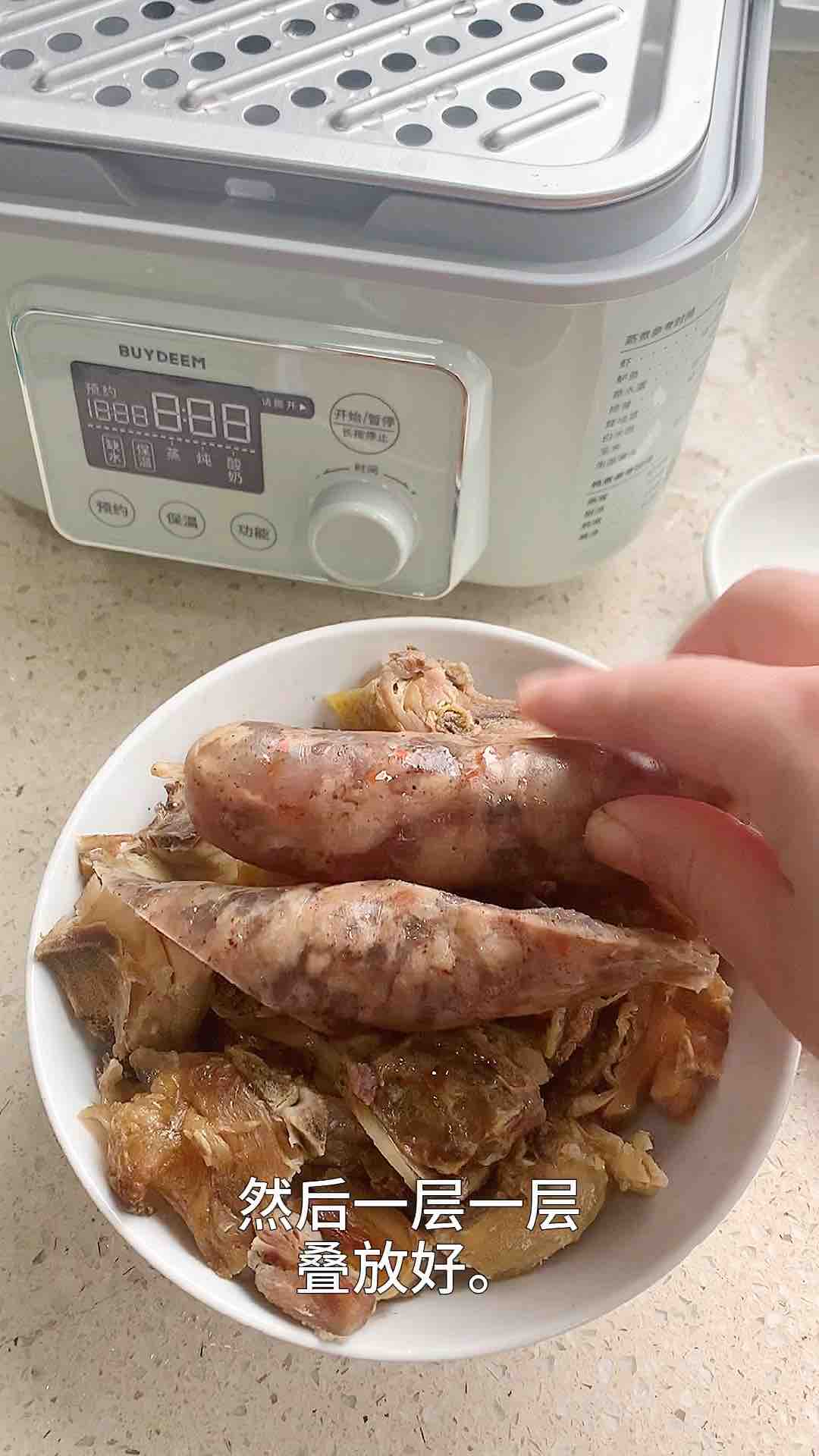 臘味合蒸老家專(zhuān)屬的年味，娃爸邊吃邊感慨的做法-家常味蒸菜譜