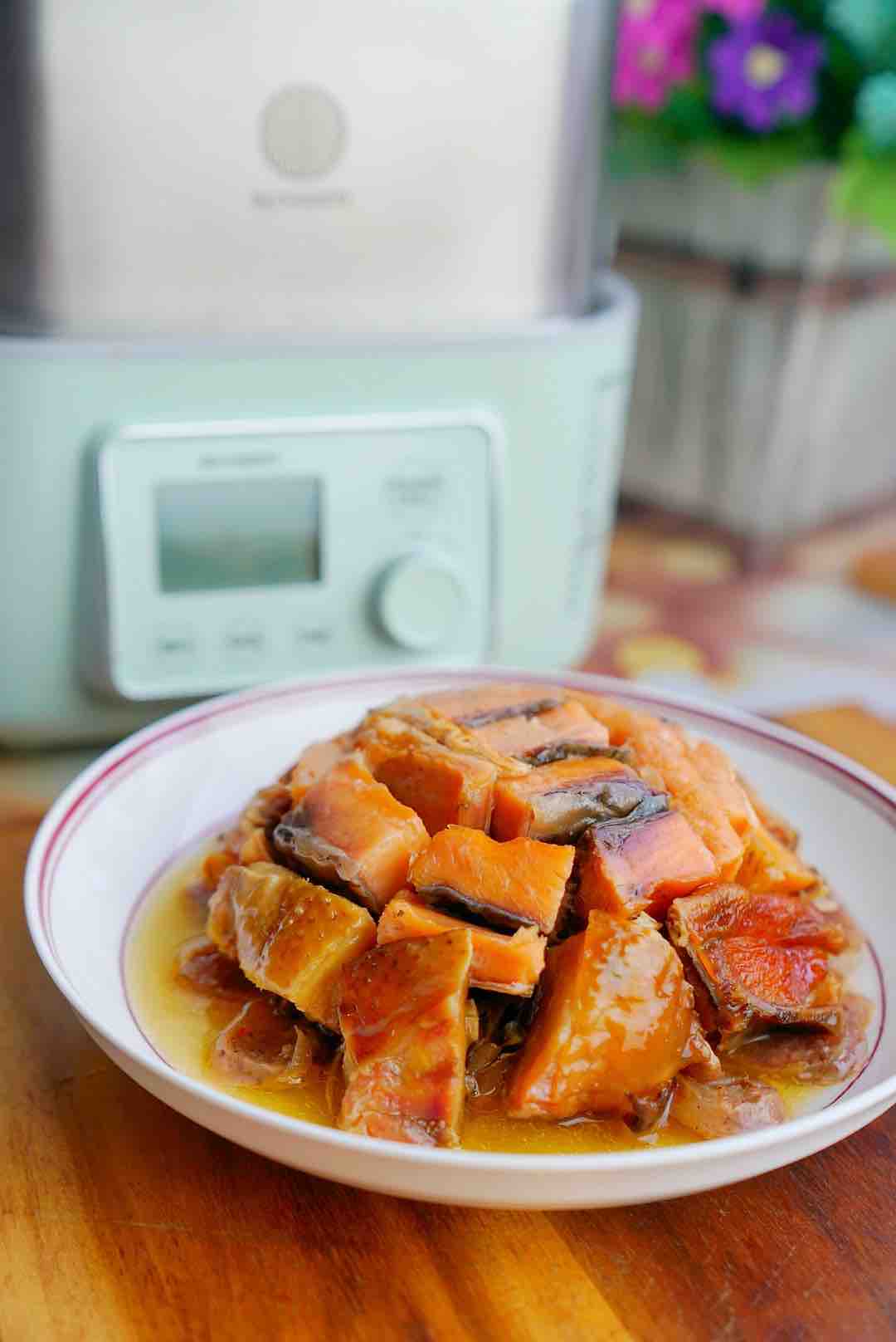 臘味合蒸老家專(zhuān)屬的年味,娃爸邊吃邊感慨的做法-家常味蒸菜譜-易網(wǎng)健康養(yǎng)生網(wǎng) 臘味合蒸老家專(zhuān)屬的年味,娃爸邊吃邊感慨的做法-家常味蒸菜譜