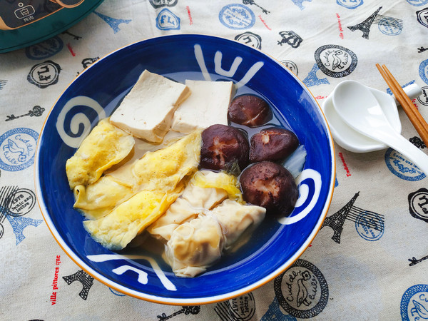 除夕餐桌上最后一道菜品——全家福，有它就圓滿了的做法-咸鮮味煮菜譜