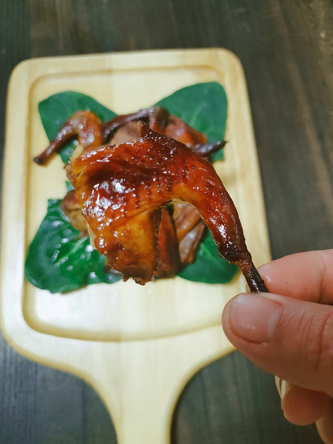 烤乳鴿的做法-家常味烤菜譜-易網健康養(yǎng)生網 烤乳鴿的做法-家常味烤菜譜