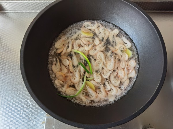 鮮嫩白灼蝦的做法-咸鮮味灼菜譜