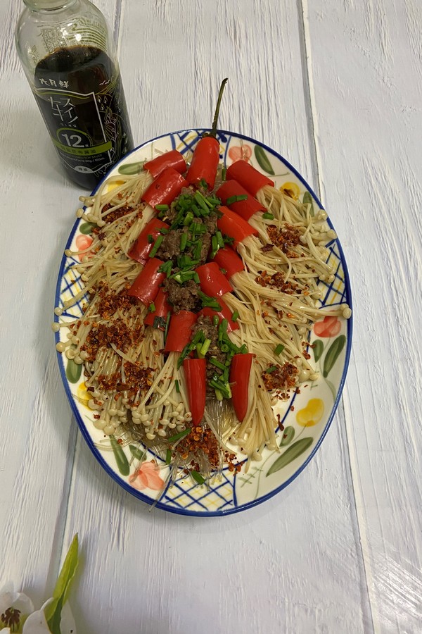 #年味食足#鞭炮牛肉金針菇的做法-香辣味蒸菜譜-易網(wǎng)健康養(yǎng)生網(wǎng) #年味食足#鞭炮牛肉金針菇的做法-香辣味蒸菜譜