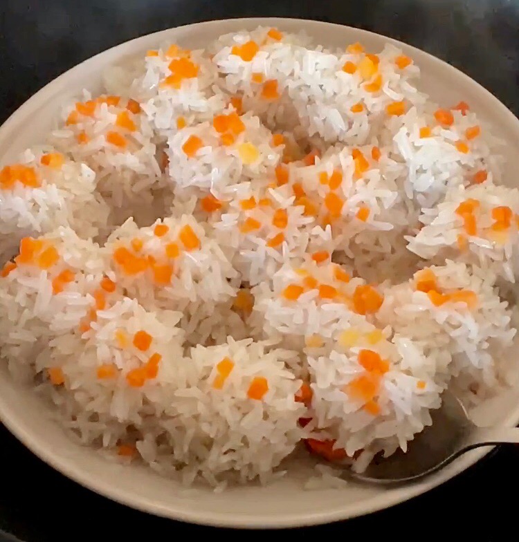 珍珠丸子的做法-家常味蒸菜譜-易網健康養生網 珍珠丸子的做法-家常味蒸菜譜