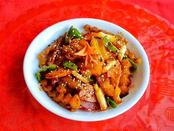 干鍋菜的做法-香辣味炒菜譜-易網(wǎng)健康養(yǎng)生網(wǎng) 干鍋菜的做法-香辣味炒菜譜