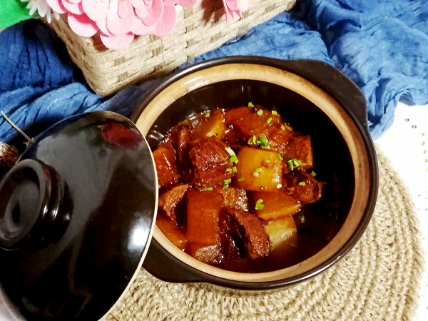 簡易羊肉煲的做法-咸鮮味燉菜譜-易網健康養生網 簡易羊肉煲的做法-咸鮮味燉菜譜