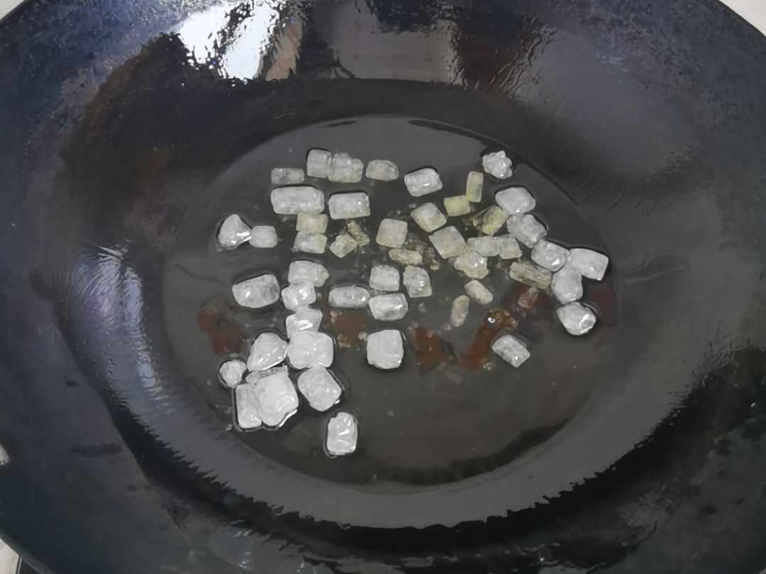 腐乳豬蹄-滿滿的膠原蛋白，軟糯不油膩，入口即化的做法-咸鮮味燉菜譜