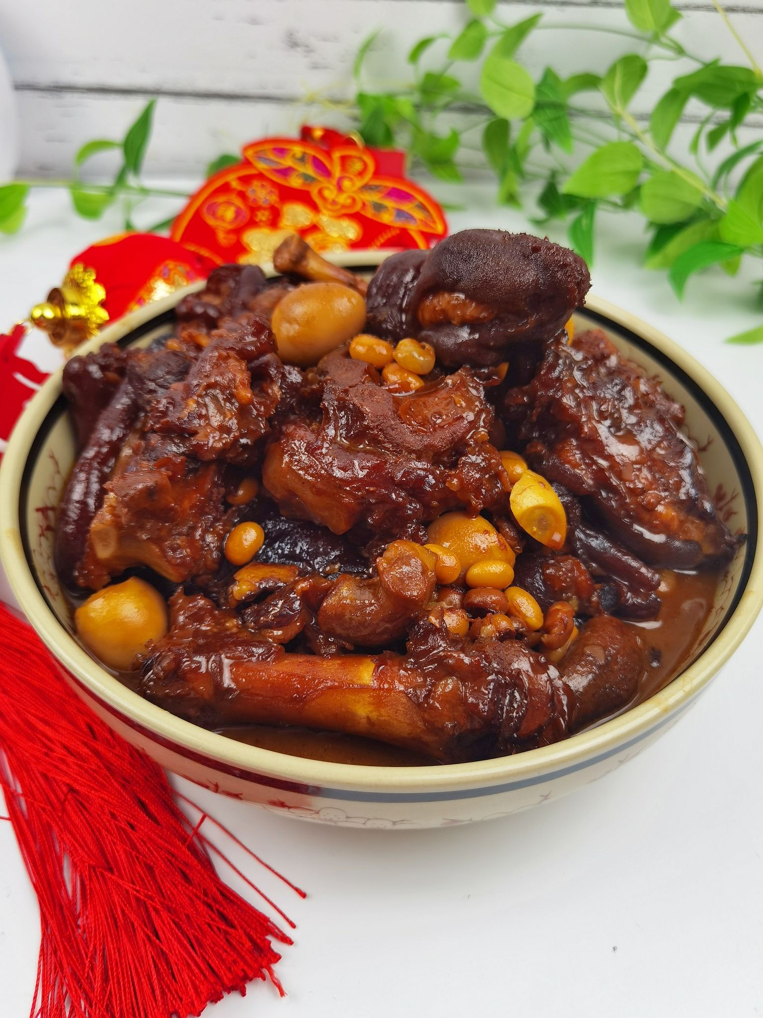 腐乳豬蹄-滿滿的膠原蛋白，軟糯不油膩，入口即化的做法-咸鮮味燉菜譜