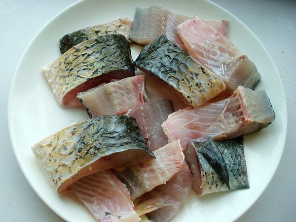 榨菜蒸魚(yú)的做法-咸鮮味蒸菜譜