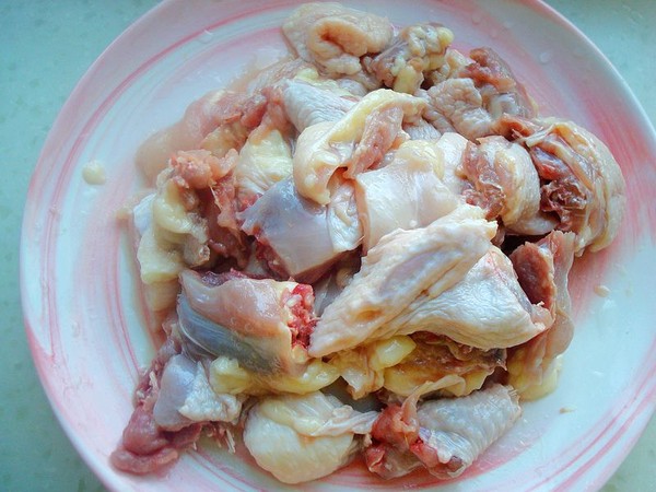 干豇豆香菇燒土雞的做法-香辣味燒菜譜-易網(wǎng)健康養(yǎng)生網(wǎng) 干豇豆香菇燒土雞的做法-香辣味燒菜譜