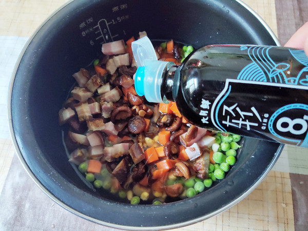 電飯煲臘肉燜飯的做法-其它口味煮菜譜-易網健康養生網 電飯煲臘肉燜飯的做法-其它口味煮菜譜
