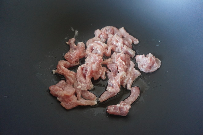 洋蔥木耳炒肉絲的做法-家常味炒菜譜