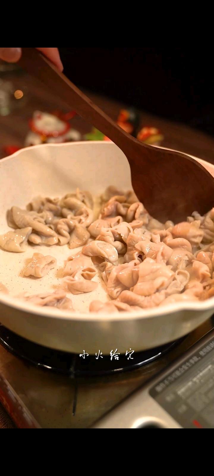 孩子挑食在我這根本不存在，香噴噴的鹵肉的做法-家常味燒菜譜