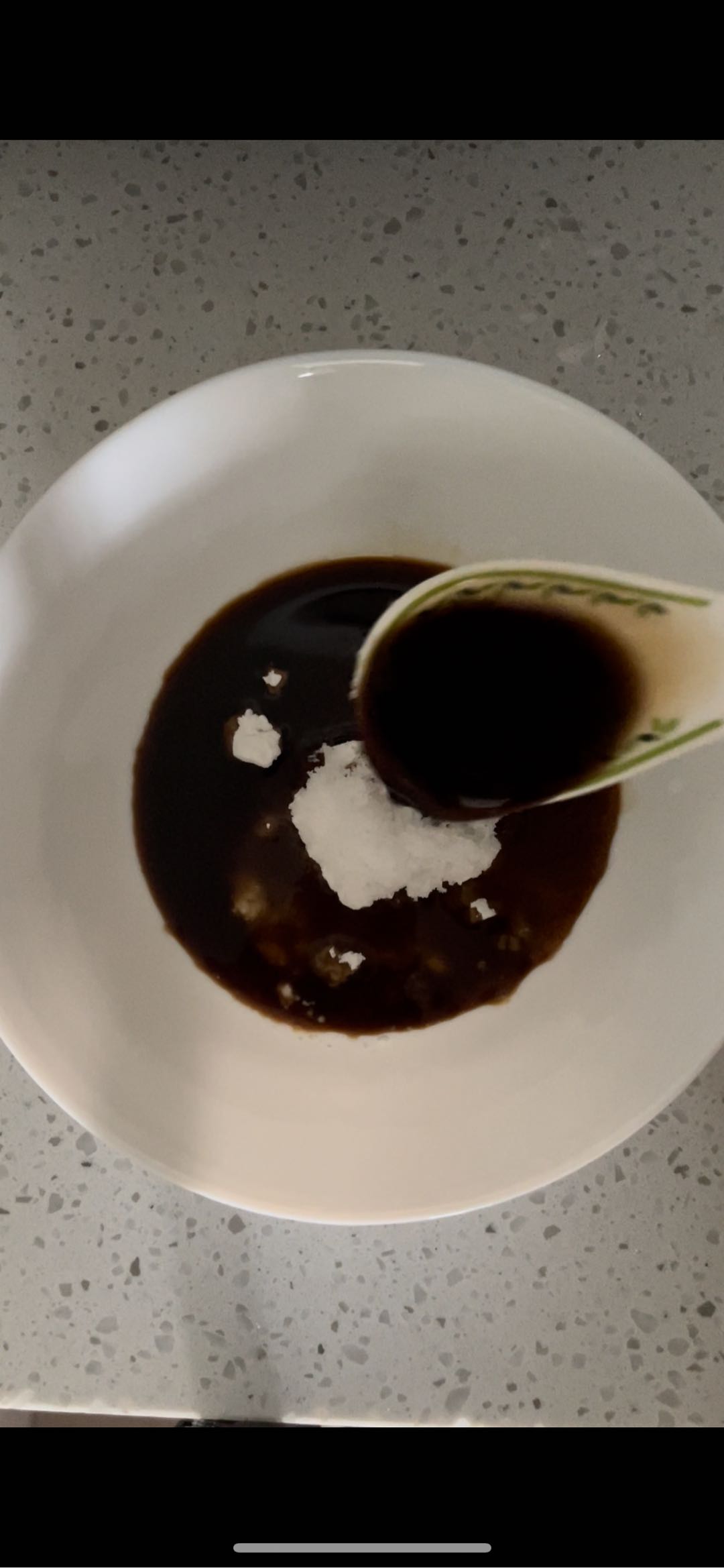 魚香茄子（不用過(guò)油）的做法-魚香味炒菜譜