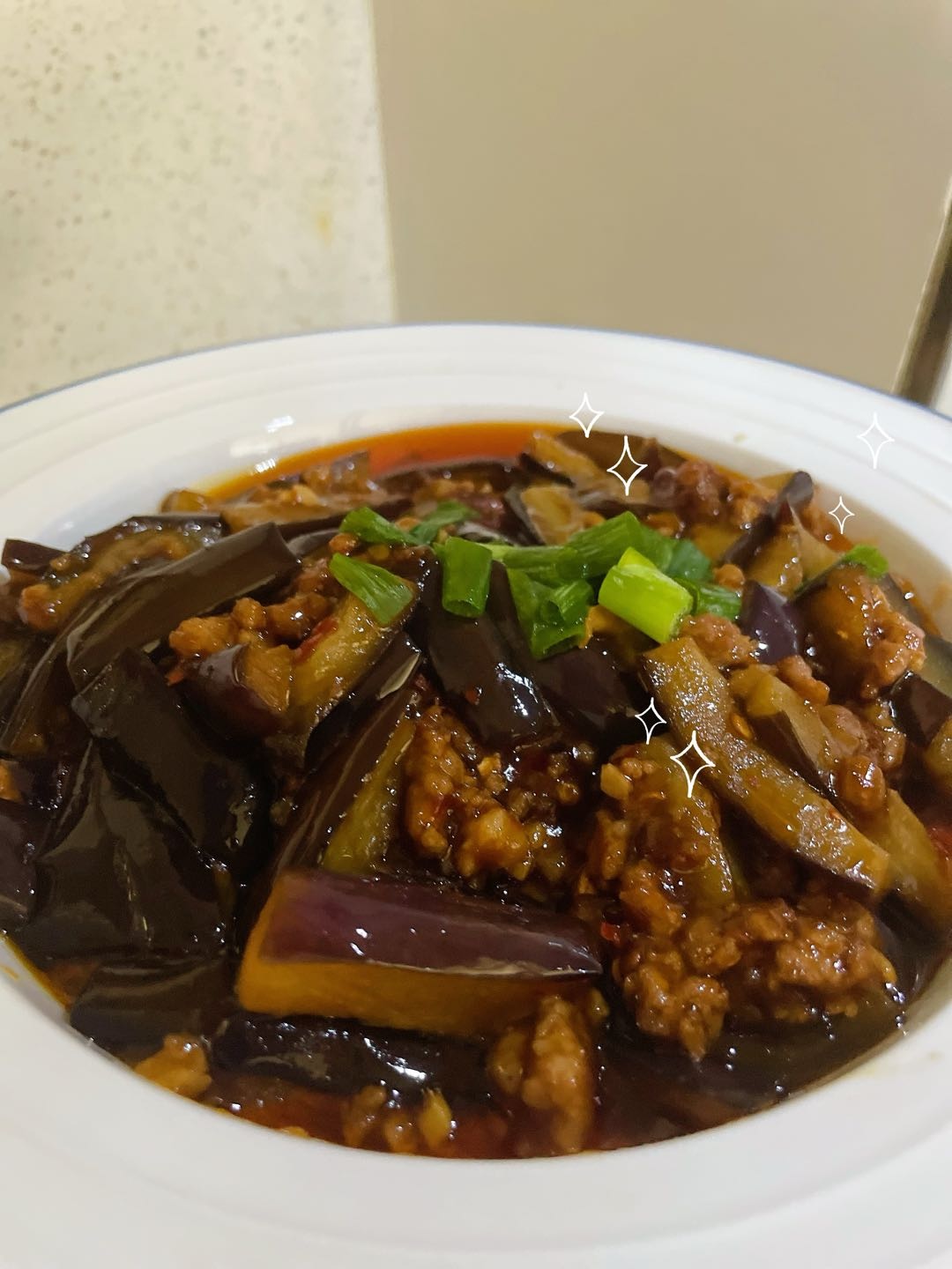 魚香茄子（不用過(guò)油）的做法-魚香味炒菜譜