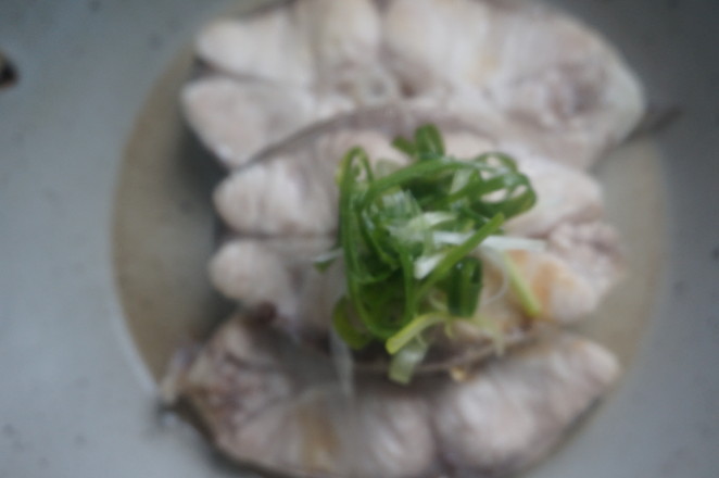 清蒸青魚的做法-家常味蒸菜譜-易網健康養生網 清蒸青魚的做法-家常味蒸菜譜