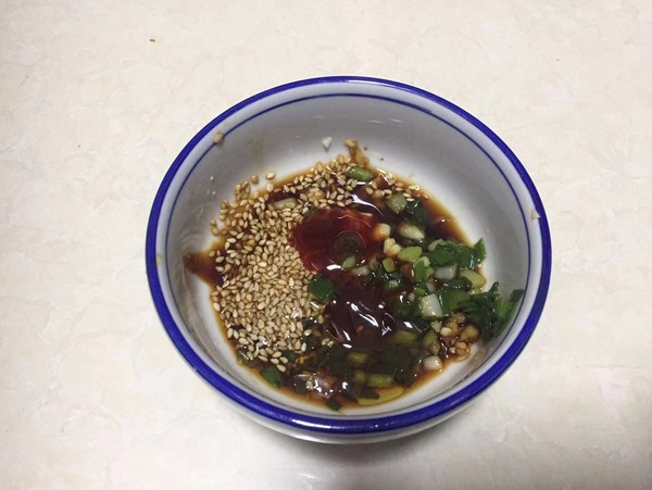 茄子豬肉餃的做法-家常味煮菜譜-易網健康養生網 茄子豬肉餃的做法-家常味煮菜譜