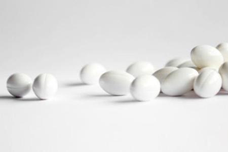 美容護(hù)膚小竅門：珍珠粉能美容？蘆薈膠可以祛痘？