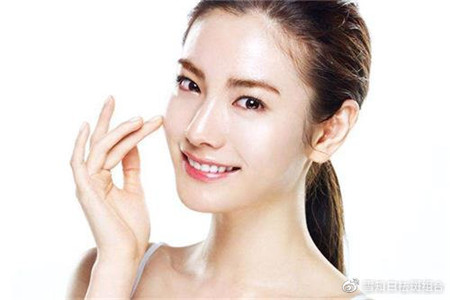 天然維生素的補充劑,生活中的必備佳品-易網健康<a href=http://m.aoa7937.com/jkys/ target=_blank class=infotextkey>養生</a>網 天然維生素的補充劑,生活中的必備佳品
