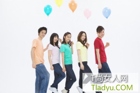 五種錯誤走路姿勢讓腿型越變越丑-易網(wǎng)健康養(yǎng)生網(wǎng) 五種錯誤走路姿勢讓腿型越變越丑