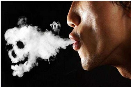 嘴唇干裂脫皮怎么辦？女性保養(yǎng)嘴唇只需做到這四點(diǎn)