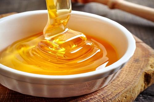 經(jīng)常喝蜂蜜水對皮膚有什么好處 如何正確喝蜂蜜水
