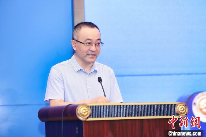 健康傳播學(xué)者:健康傳播應(yīng)與國家戰(zhàn)略需求結(jié)合在一起 健康傳播學(xué)者:健康傳播應(yīng)與國家戰(zhàn)略需求結(jié)合在一起
