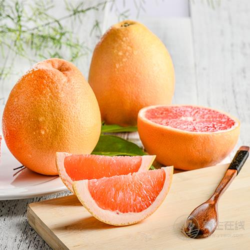 秋季養生：常吃柚子能能收獲3大好處，但有2種人千萬別碰