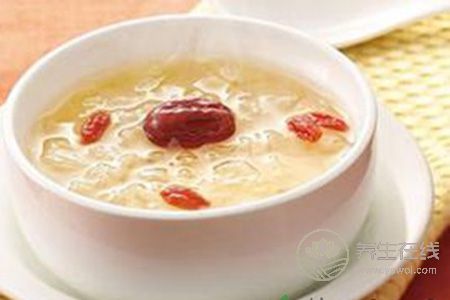 秋季女人養(yǎng)生補(bǔ)氣血該吃什么好?