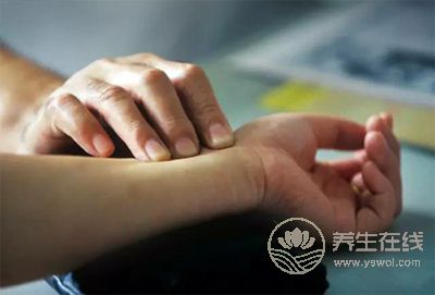 秋季<a href=http://m.aoa7937.com/jkys/ target=_blank class=infotextkey>養(yǎng)生</a>謹防陰虛火旺 <a href=http://m.aoa7937.com/tags-秋季養(yǎng)生.html target=_blank class=infotextkey>秋季養(yǎng)生</a>謹防陰虛火旺