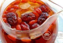 夏天祛濕，首選姜棗茶