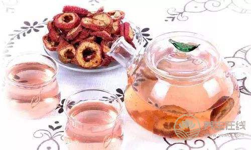 秋季宜喝<a href=http://m.aoa7937.com/jkys/ target=_blank class=infotextkey>養(yǎng)生</a>醋茶 預防脂肪肝 秋季宜喝養(yǎng)生醋茶 預防脂肪肝