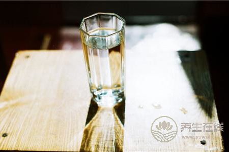 大暑要預(yù)防哪些疾病發(fā)生?大暑如何祛濕解暑?-易網(wǎng)<a href=http://m.aoa7937.com/ target=_blank class=infotextkey>健康養(yǎng)生</a>網(wǎng) 大暑要預(yù)防哪些疾病發(fā)生?大暑如何祛濕解暑?