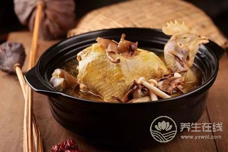 處暑節氣適合喝什么湯?處暑養生湯的功效和作用是什么?