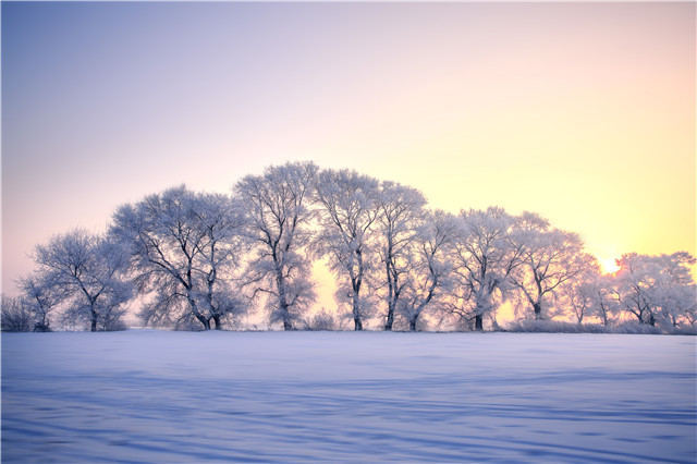 下雪天會被曬黑嗎?下雪也要注意防曬-易網(wǎng)<a href=http://m.aoa7937.com/ target=_blank class=infotextkey>健康養(yǎng)生</a>網(wǎng) 下雪天會被曬黑嗎?下雪也要注意防曬