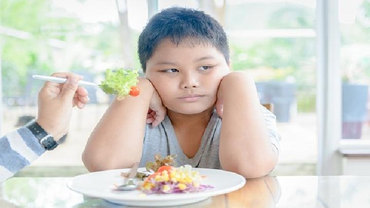 寶寶春季要多吃哪些食物 春季寶寶應(yīng)該少吃三種食物