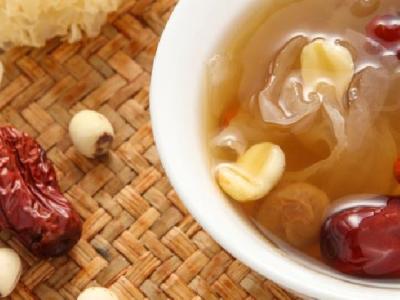 推薦三款常見(jiàn)藥膳粥 抵抗春困需滋陰養(yǎng)肝