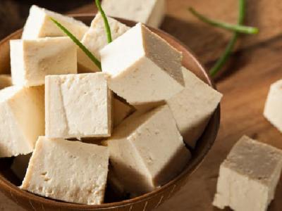 春季養(yǎng)生吃什么食物比較好? 這三護(hù)肝菜譜最適合春季養(yǎng)生