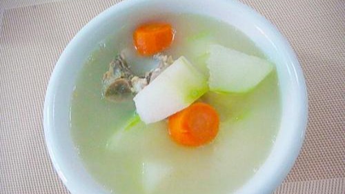 春季養(yǎng)生喝什么湯好 這些春季養(yǎng)生湯有助于清熱除濕