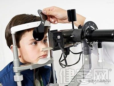 戴眼鏡后，眼睛度數不斷的增加，到底是誰的錯？
