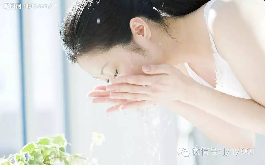 異物進入眼睛，不要用手揉