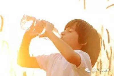 怎么判斷孩子有沒(méi)有得小兒青光眼？