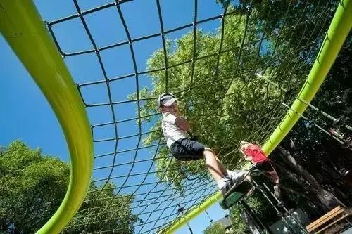 小孩近視的六個防治方法，七個常見問題回答