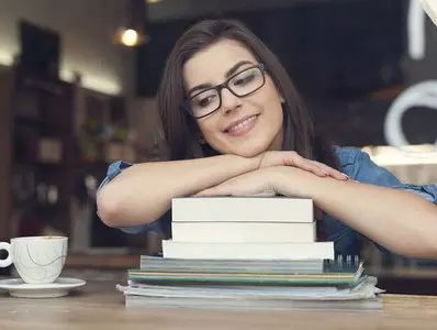 戴眼鏡會不會反而加深近視？遠(yuǎn)離近視注意四大細(xì)節(jié)!