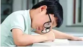 孩子近視度數猛漲？近視防控小心誤區！