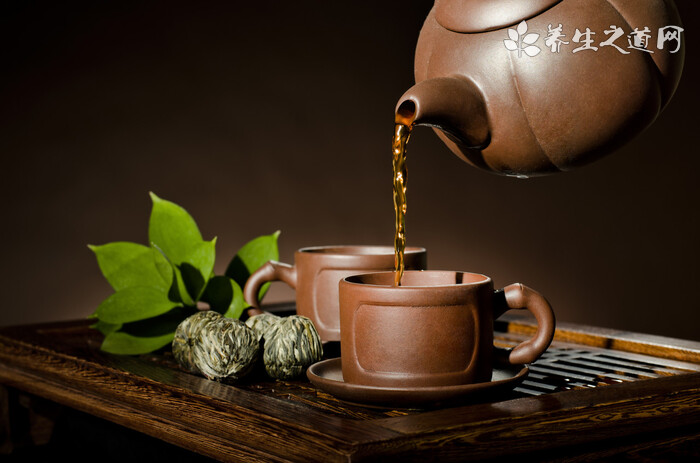 脾胃濕寒適合喝什么茶？脾胃濕寒有什么癥狀？