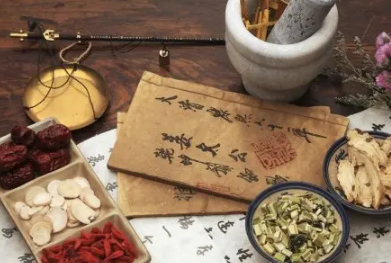 中藥免煎的好還是熬的好-易網(wǎng)健康<a href=http://m.aoa7937.com/jkys/ target=_blank class=infotextkey>養(yǎng)生</a>網(wǎng) 中藥免煎的好還是熬的好