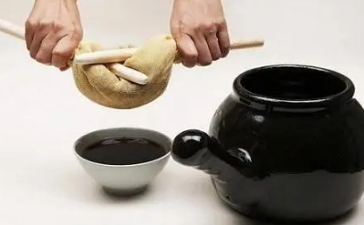 熬中藥時(shí)能攪拌嗎